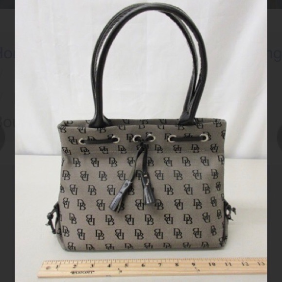 Dooney & Bourke Handbags - 🔆SOLD🔆DOONEY & BOURKE, Inc. Authentic Vintage Purse